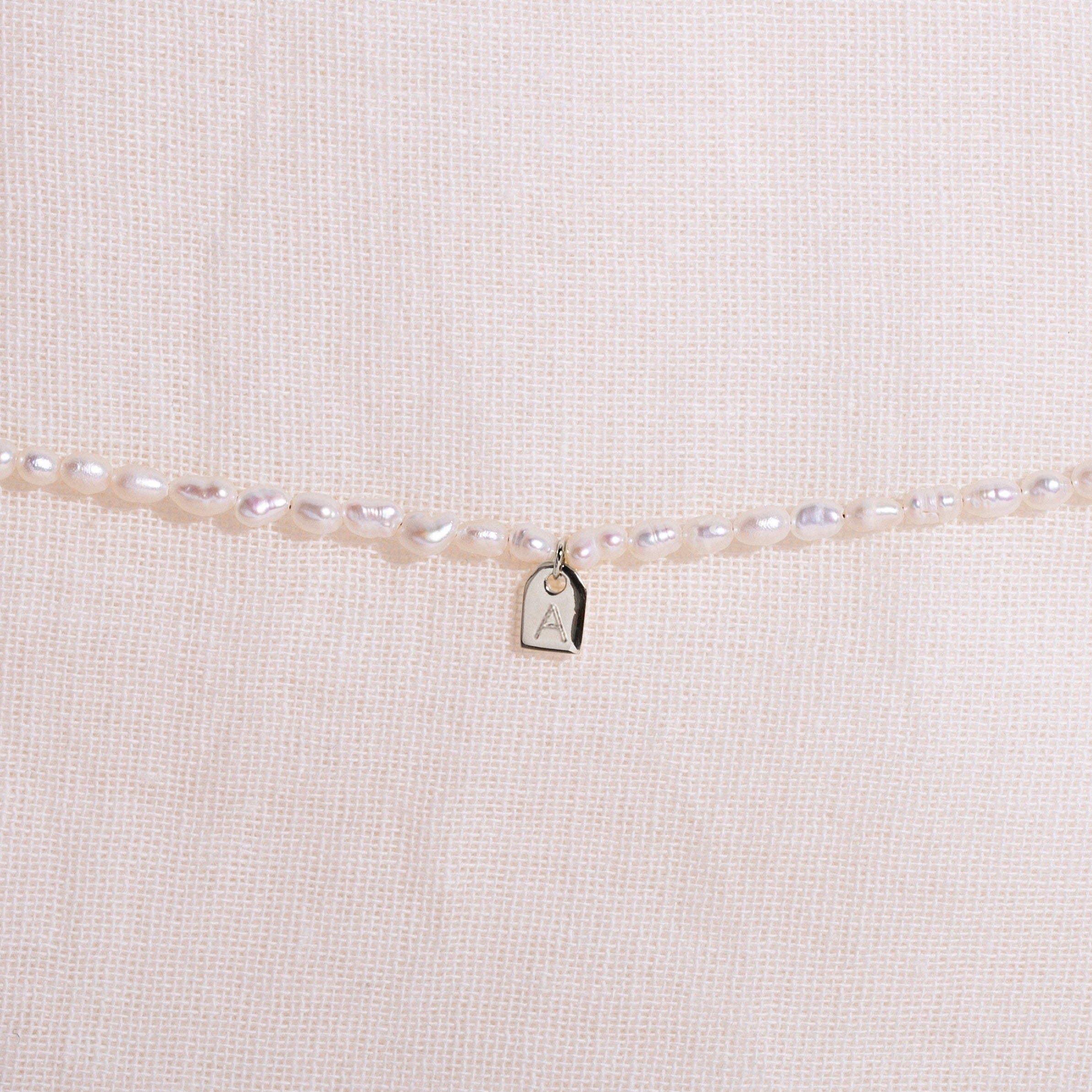 Galore Gepersonaliseerde Armband Pearl & Tag | Zilver Baby