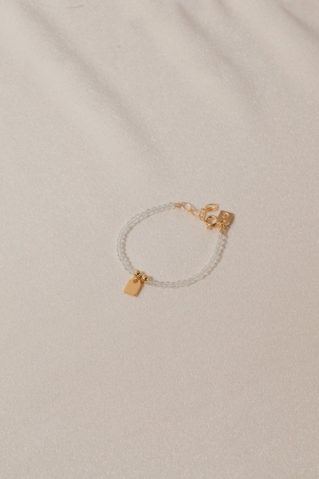 Galore Armband Birthstone April Crystal Quartz & Tag | Goud