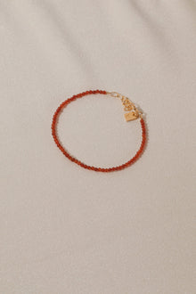 Galore Armband Birthstone July Carnelian | Goud