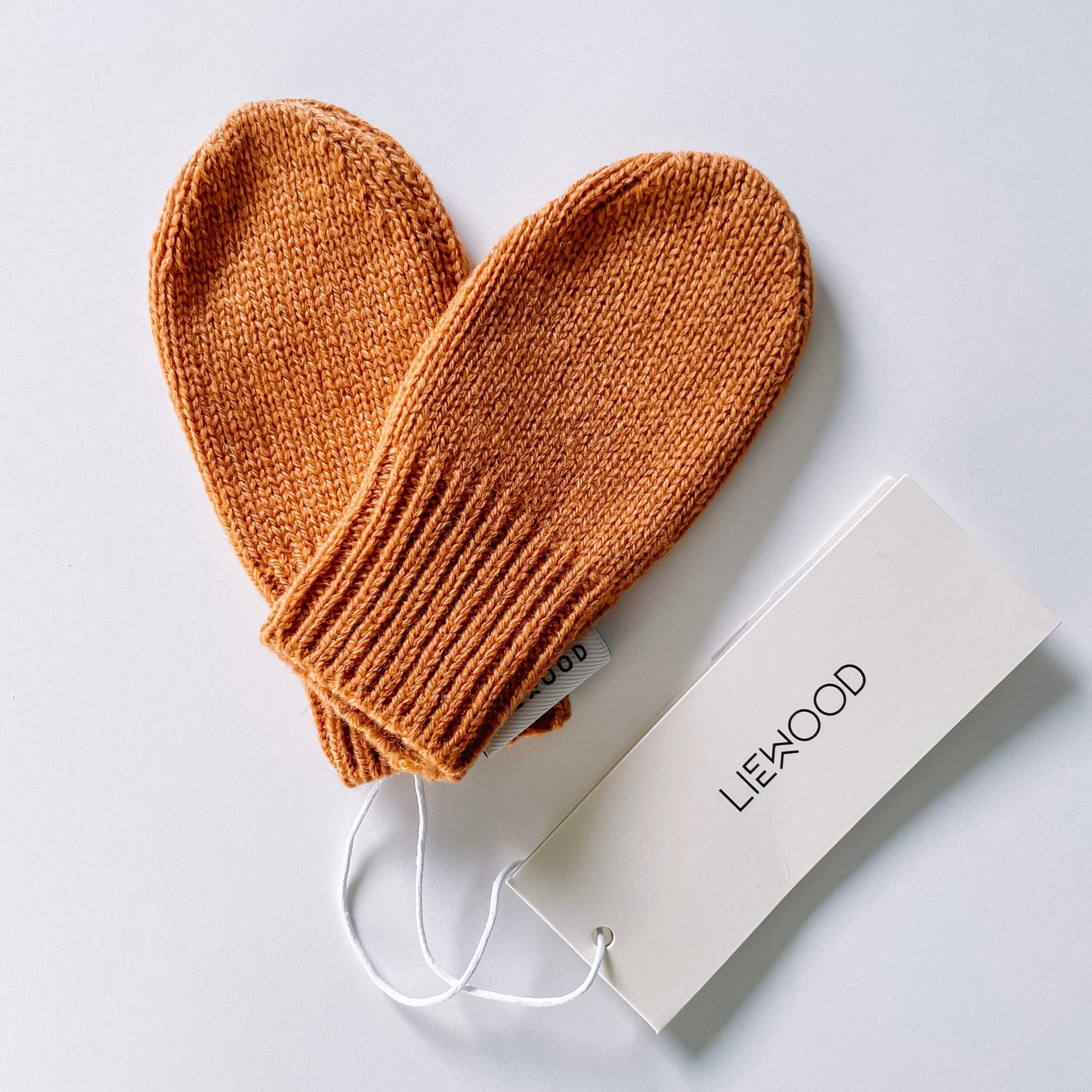*  Liewood Pipi Mittens | Golden Caramel