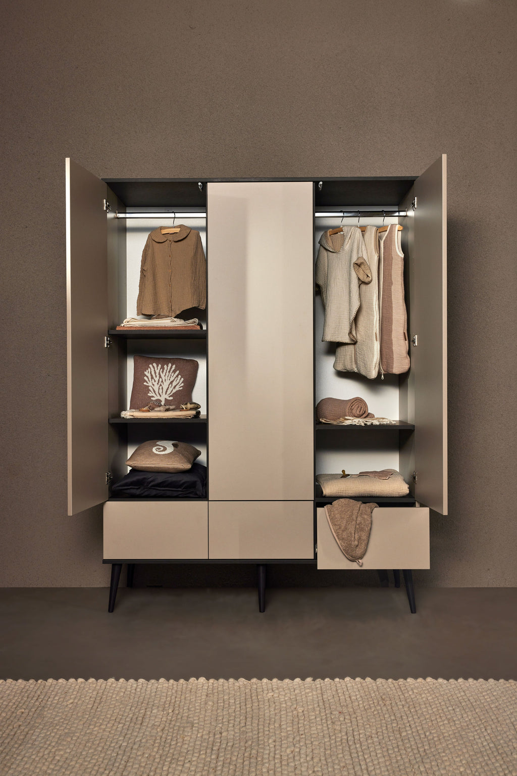 * Quax Kast XL Flow 144x58x198cm I Stone