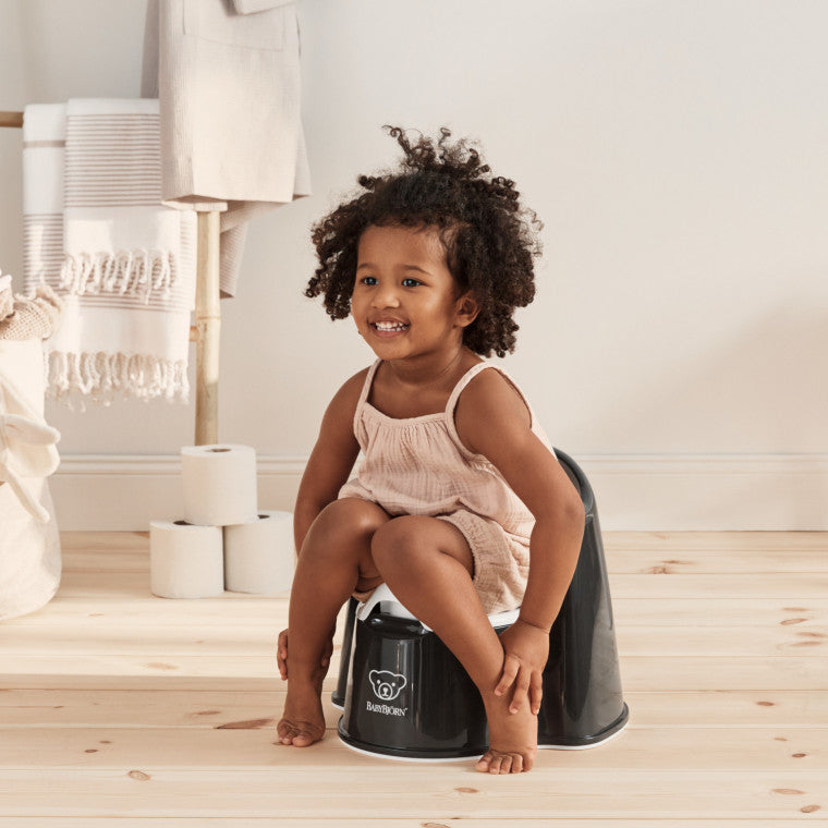 Babybjörn Zetel Plaspotje met rugleuning Black/White