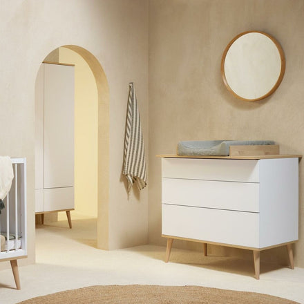 Quax Flow Commode I White & Oak