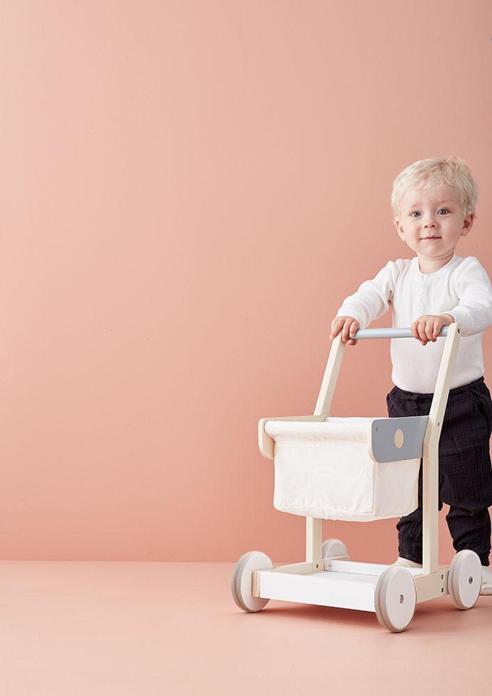 * Kid's concept houten winkelwagentje